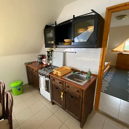 Varga Apartment *