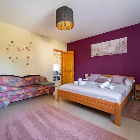 Varga Apartment Balatonbereny