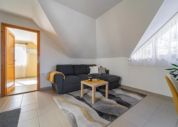 Varga * Balatonberény