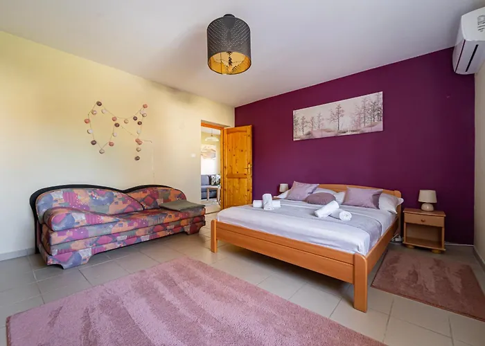 Varga Apartment Balatonbereny